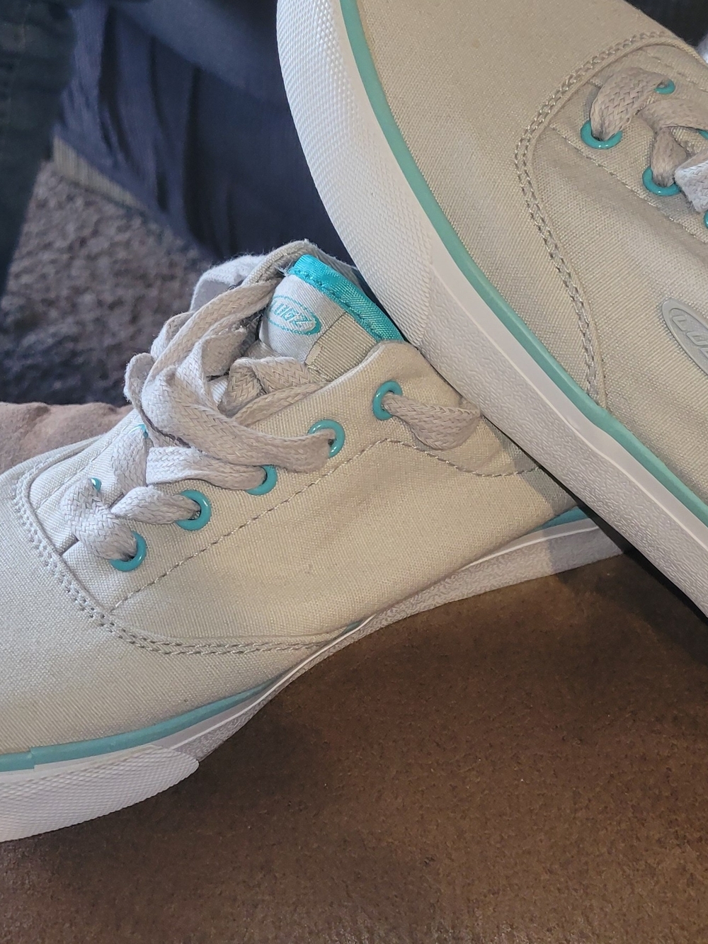 Lugz Light Gray Canvas Sneakers with Teal Accents